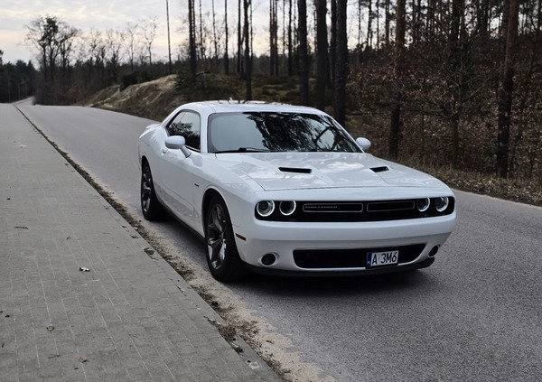 mazowieckie Dodge Challenger cena 117500 przebieg: 112000, rok produkcji 2016 z Warszawa